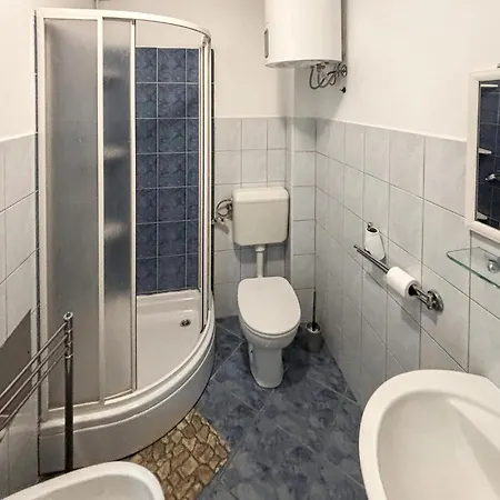 Apartament 1 Bedroom Stunning In *