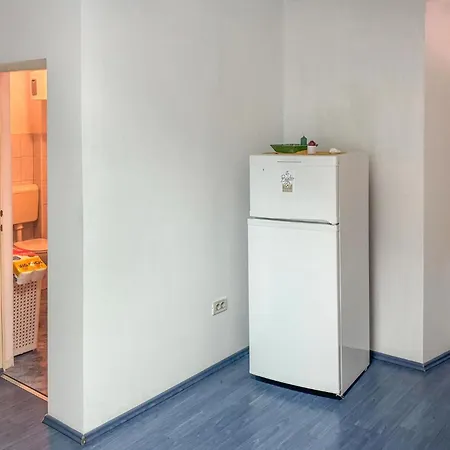 1 Bedroom Stunning In