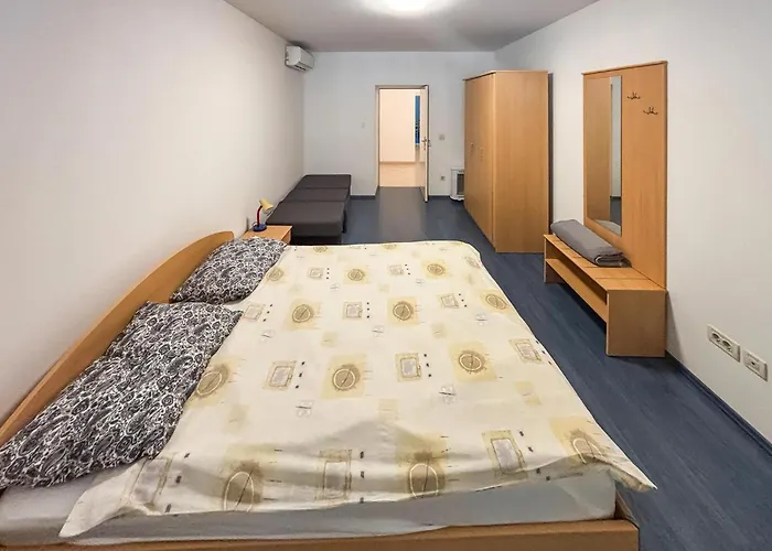 1 Bedroom Amazing In