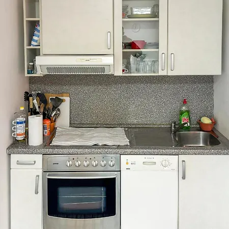 1 Bedroom Stunning In Lejlighed
